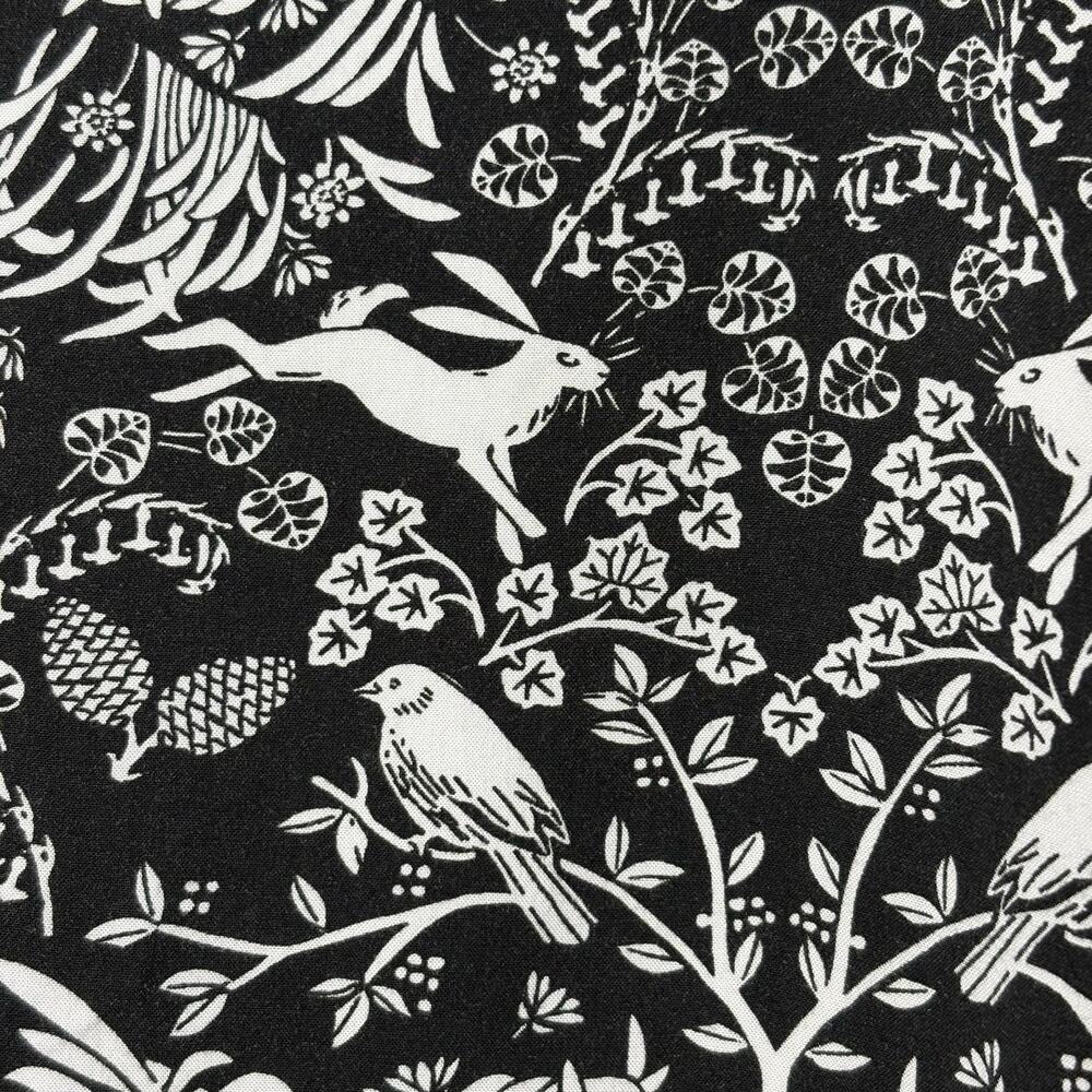 Nature Print Sleeveless Trapeze Blouse Women's Sz XS Black White Floral Old Navy - Picture 4 of 8